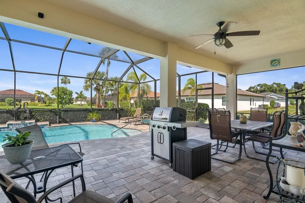 6234 Arcadia Square
