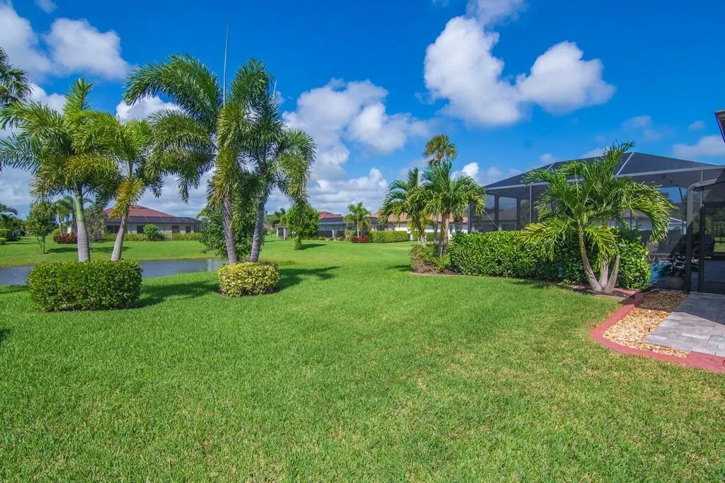 6234 Arcadia Square