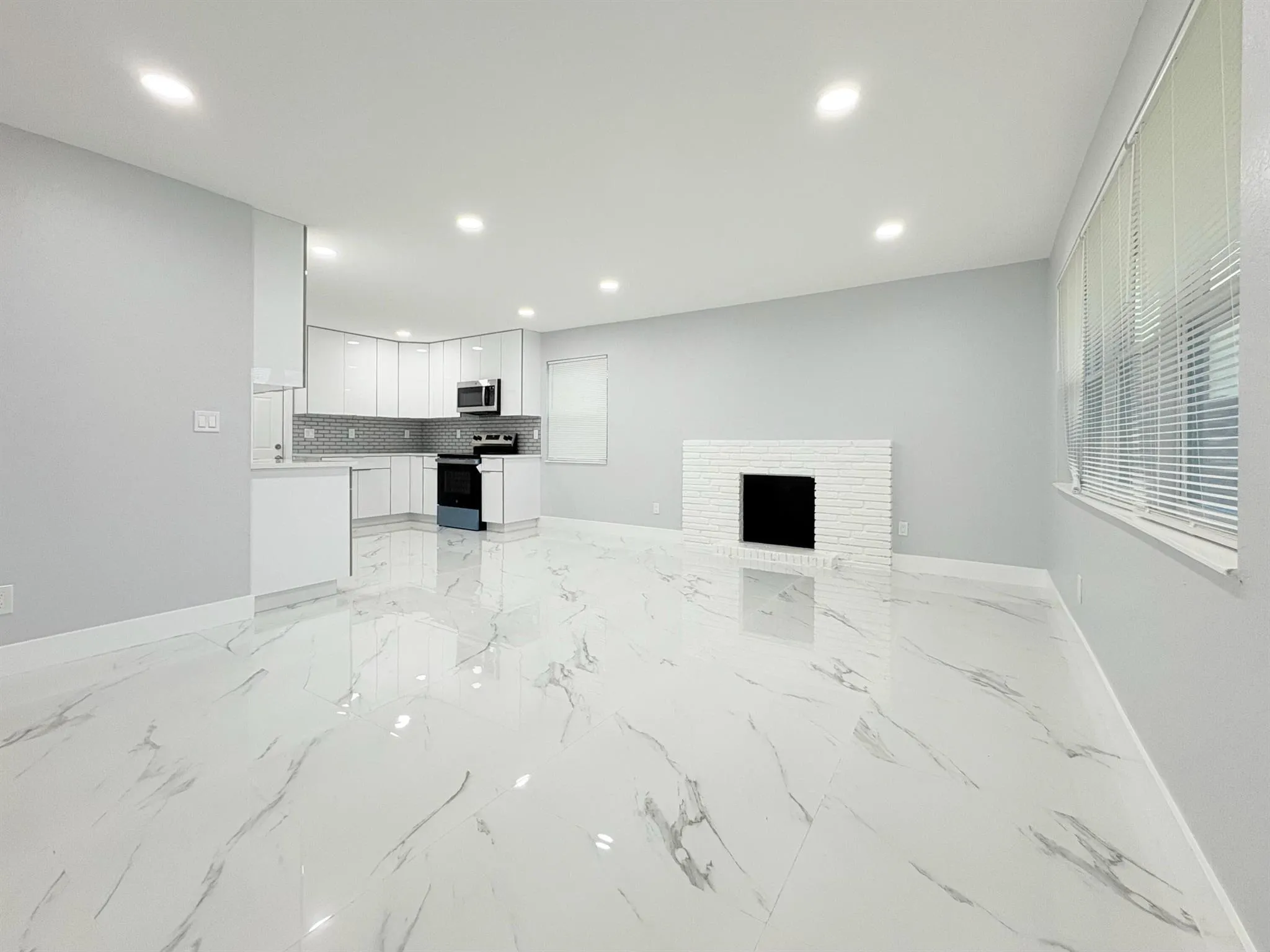 512 Aspen Road