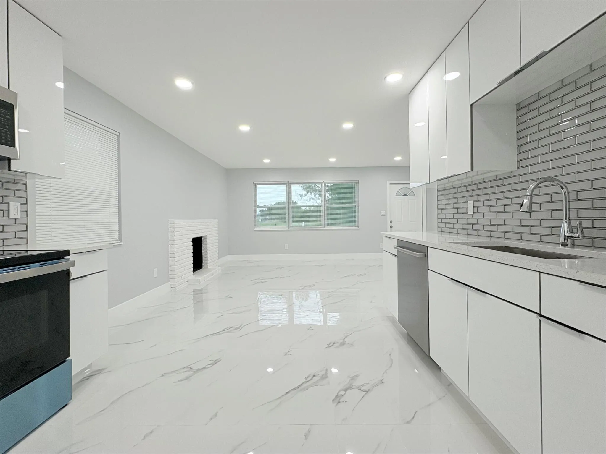 512 Aspen Road