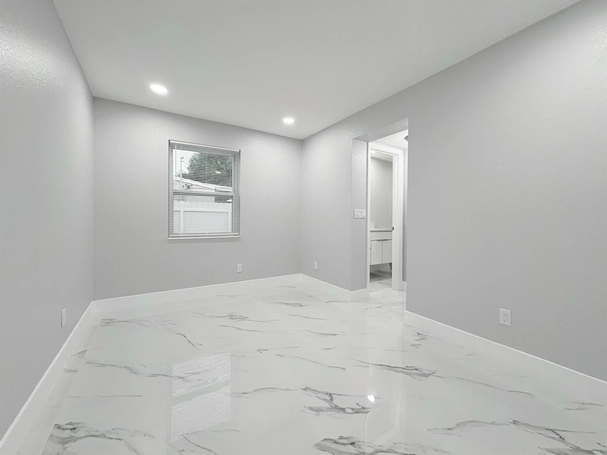 512 Aspen Road
