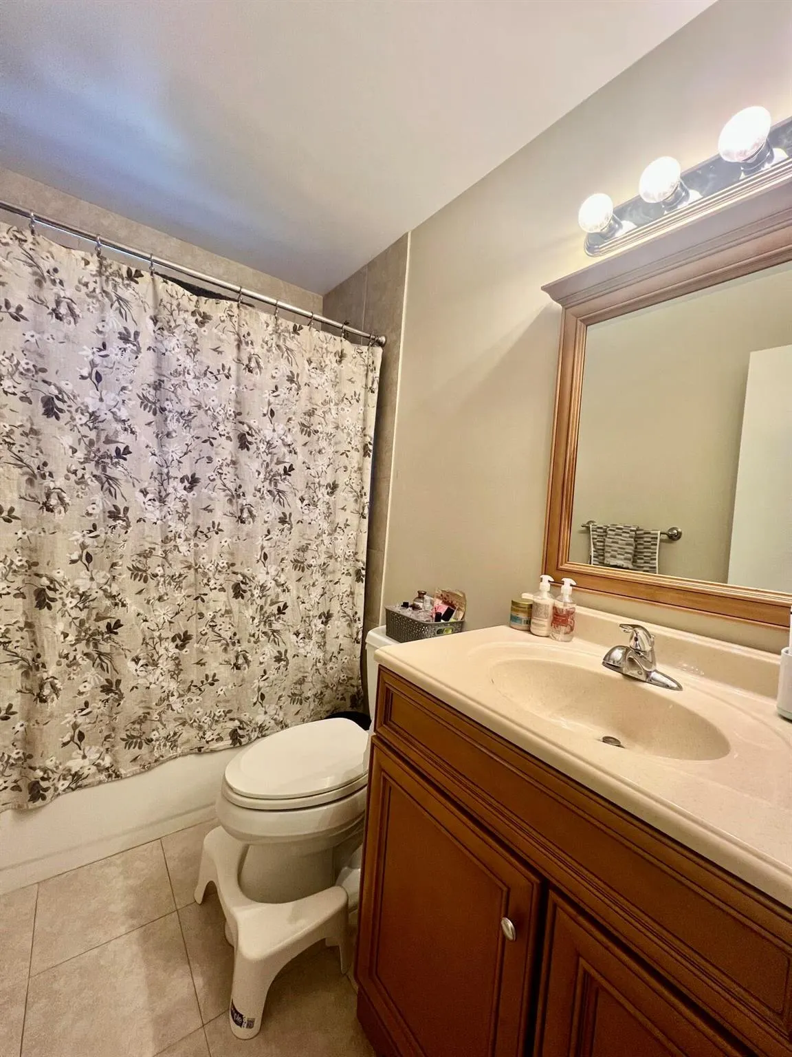 3529 NW 35th Street, #1606