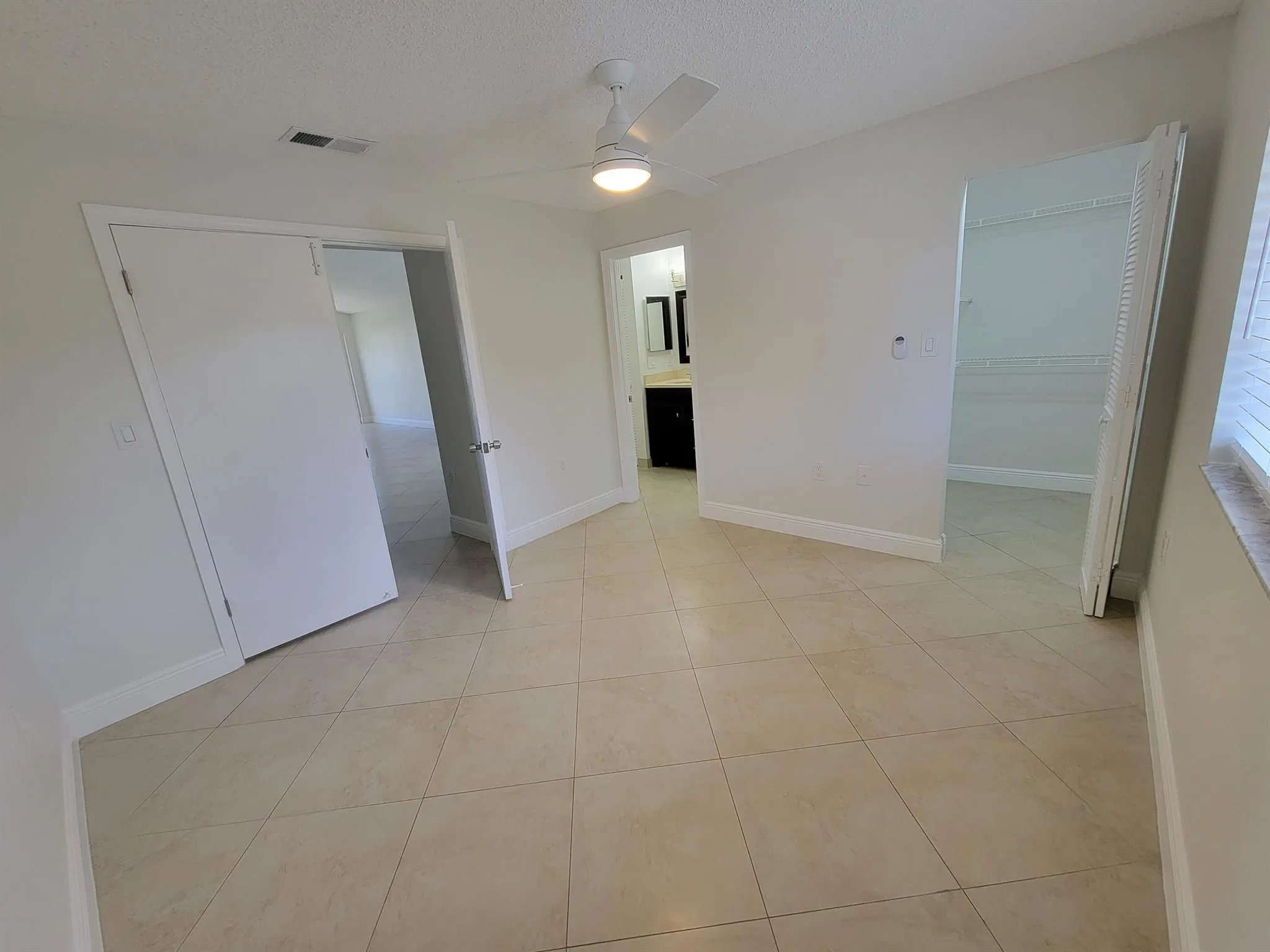 4208 Glenmoor Drive