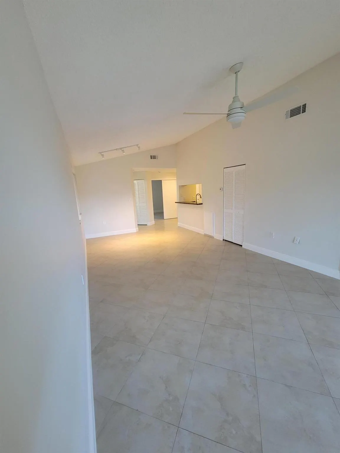 4208 Glenmoor Drive