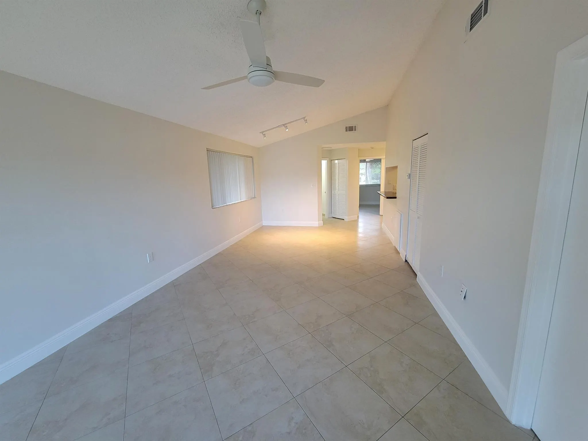 4208 Glenmoor Drive