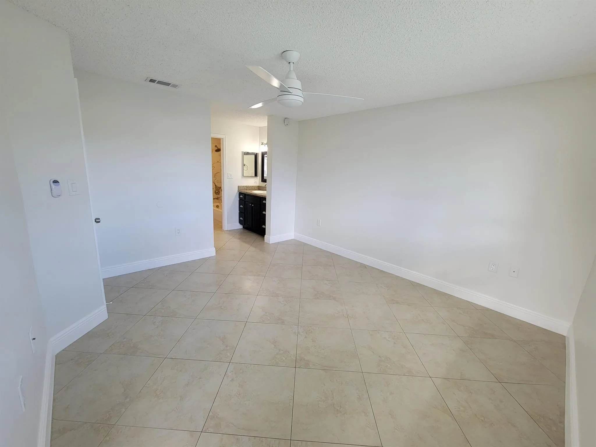 4208 Glenmoor Drive
