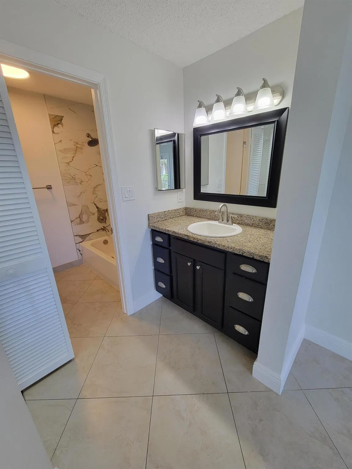 4208 Glenmoor Drive