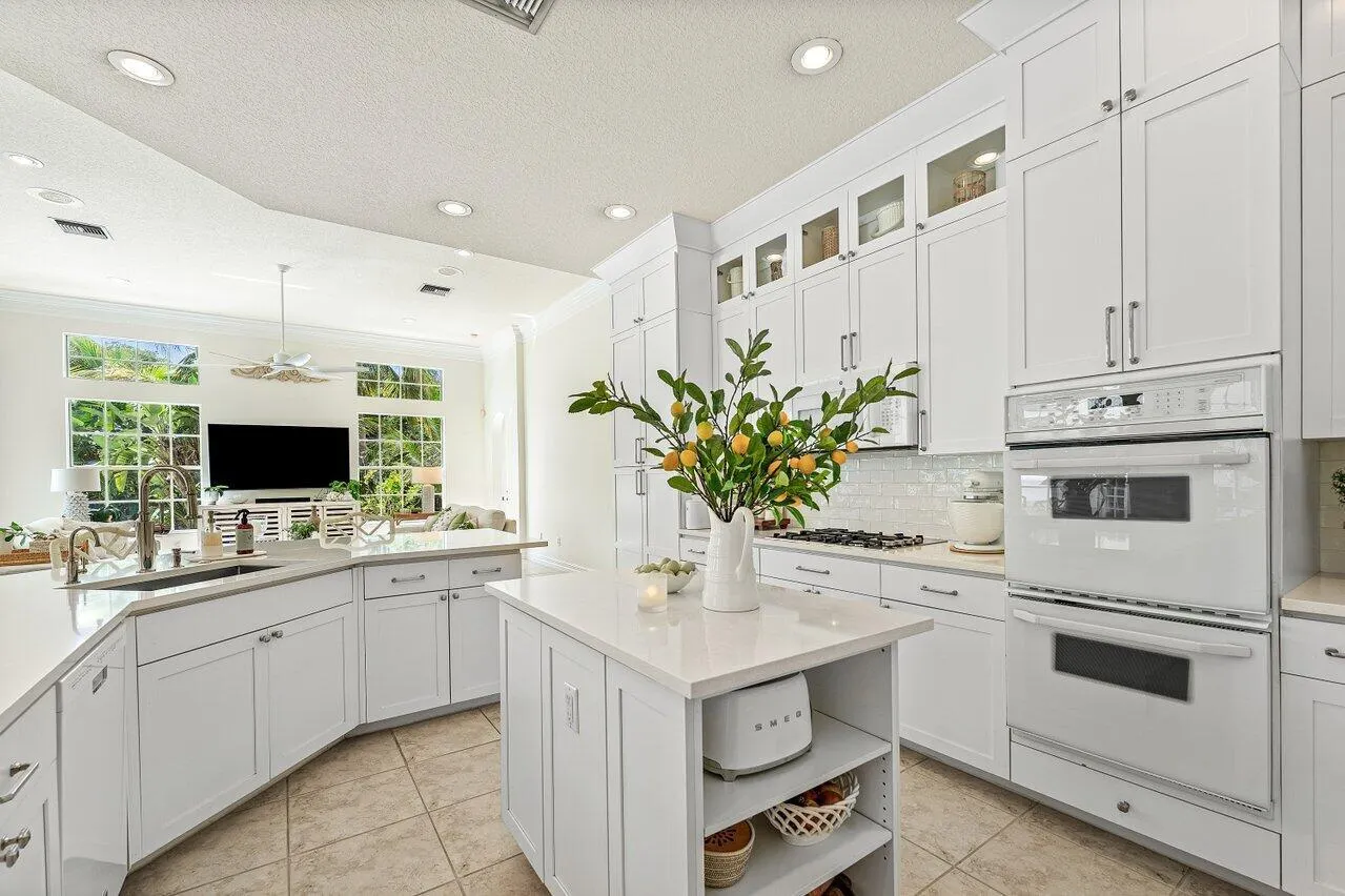 5980 Our Robbies Road