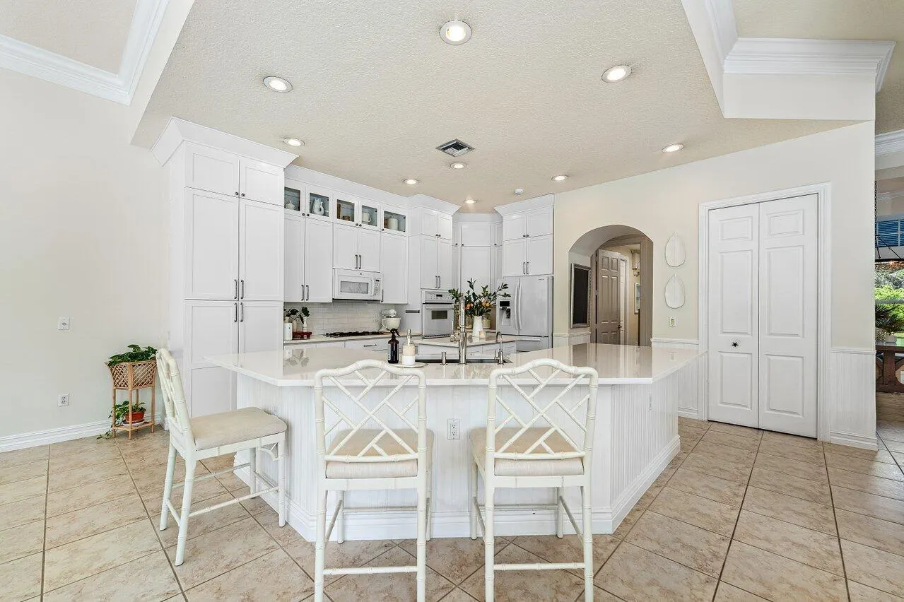 5980 Our Robbies Road