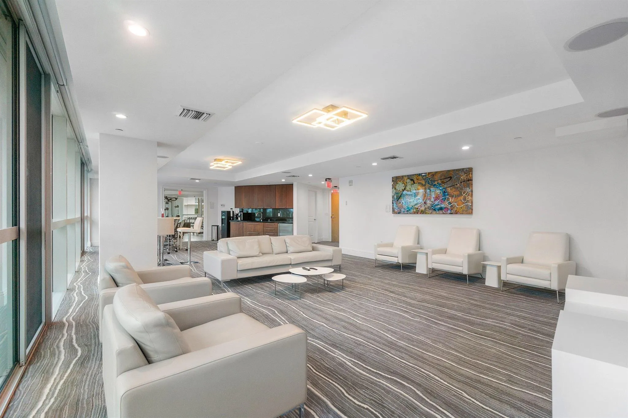 1200 Holiday Drive, #602