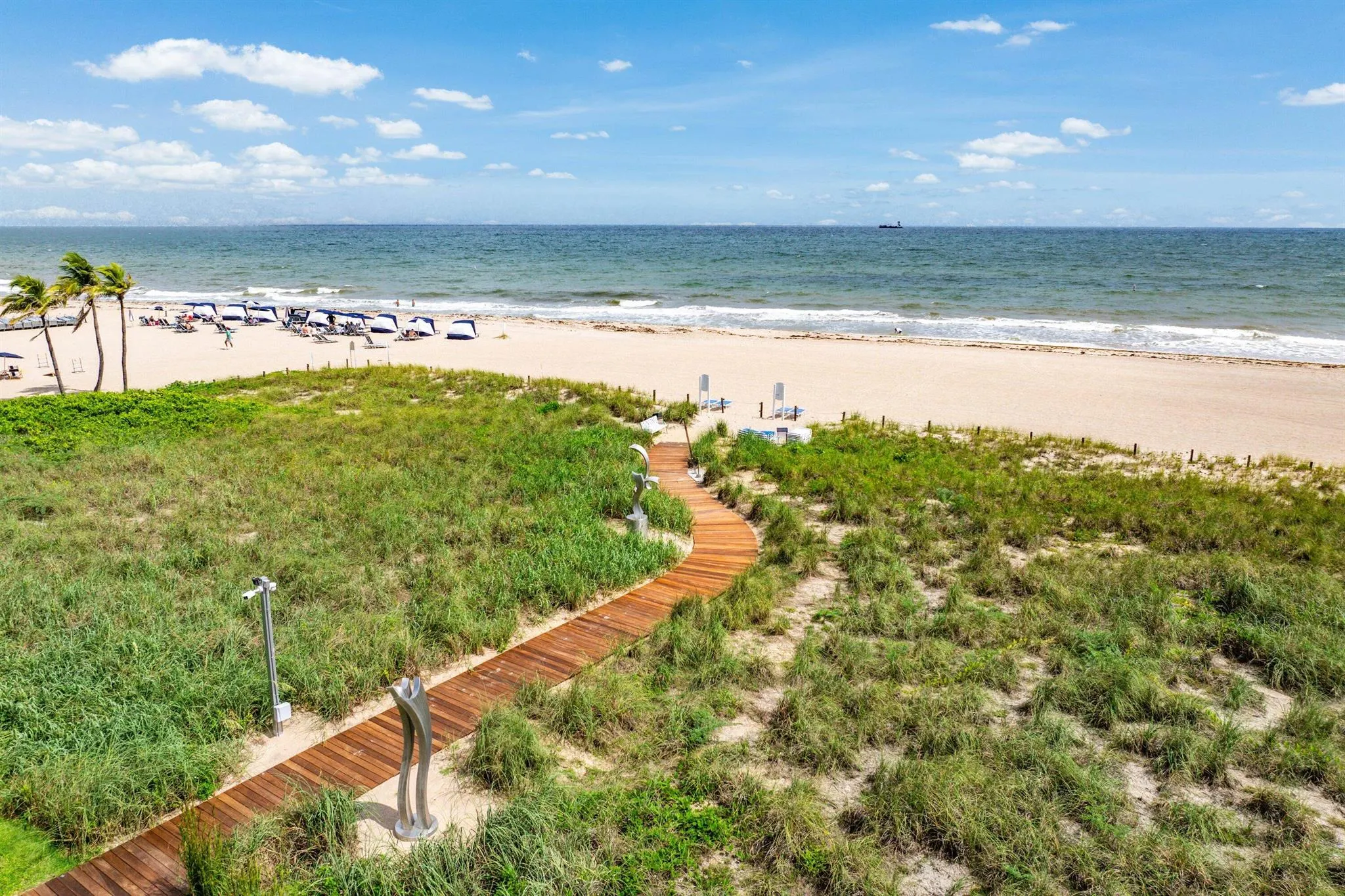 1200 Holiday Drive, #602
