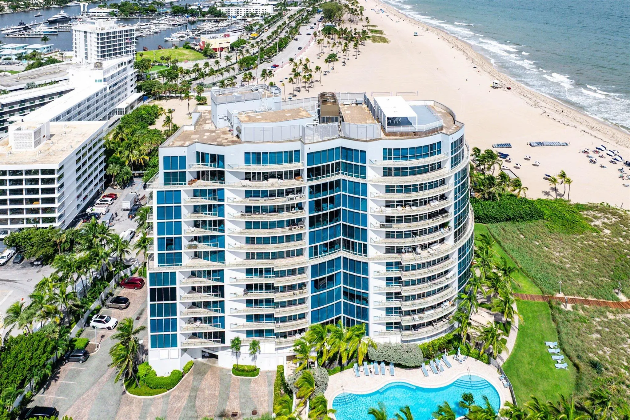 1200 Holiday Drive, #602