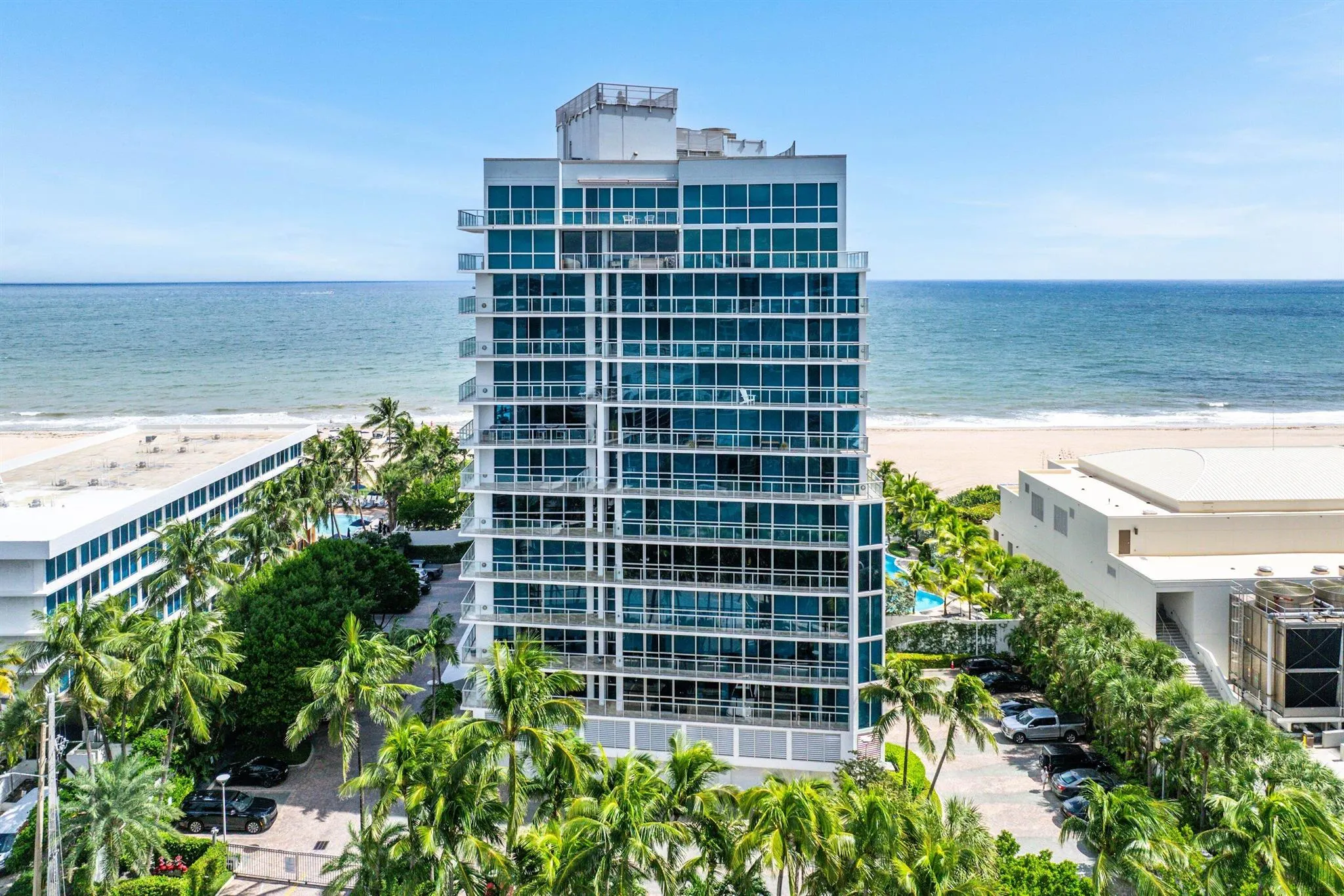 1200 Holiday Drive, #602