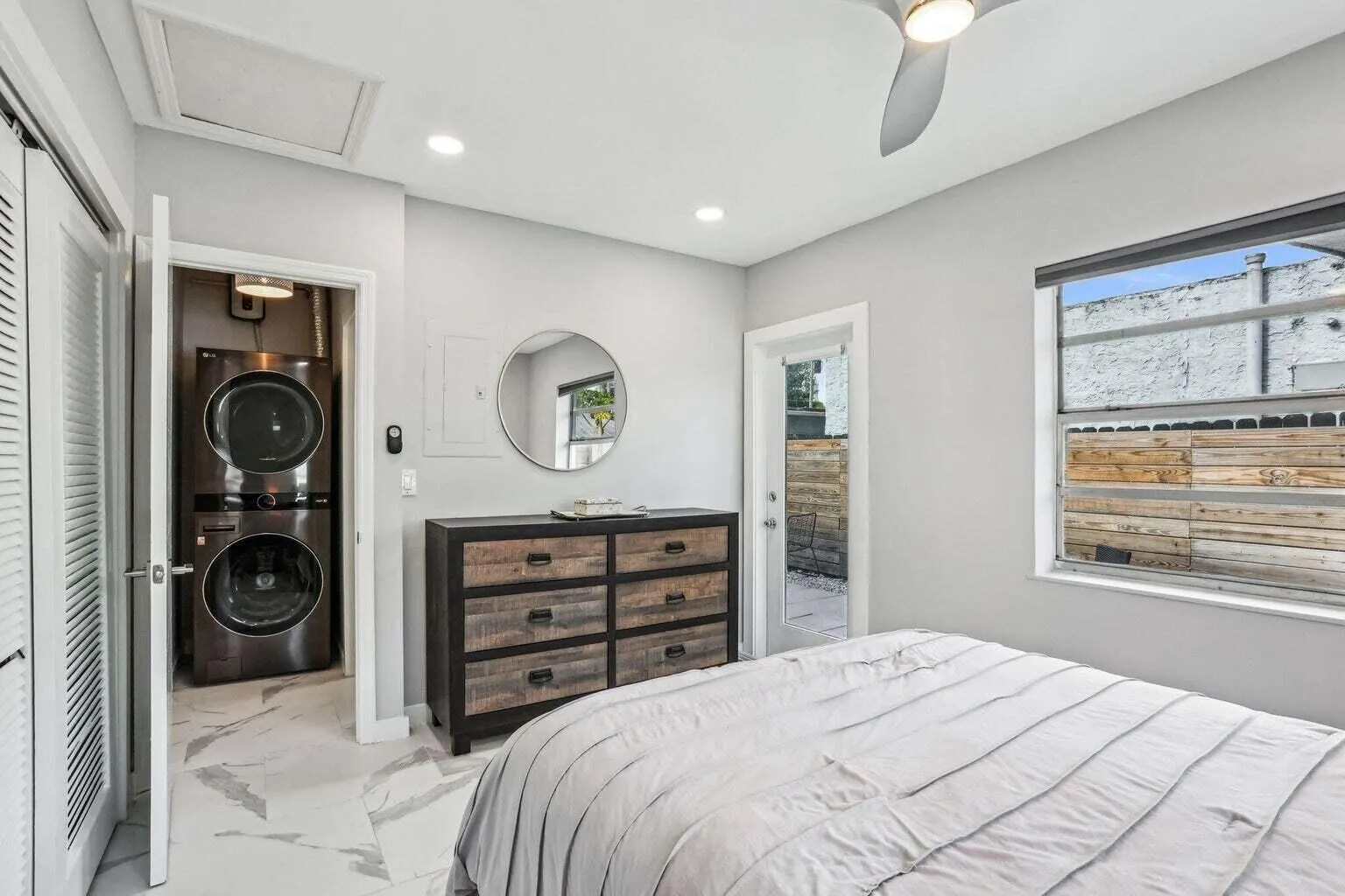 711 SE 2nd Street, #4