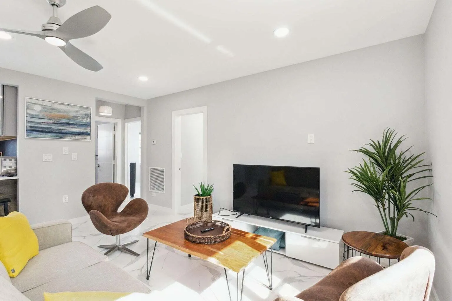 711 SE 2nd Street, #4