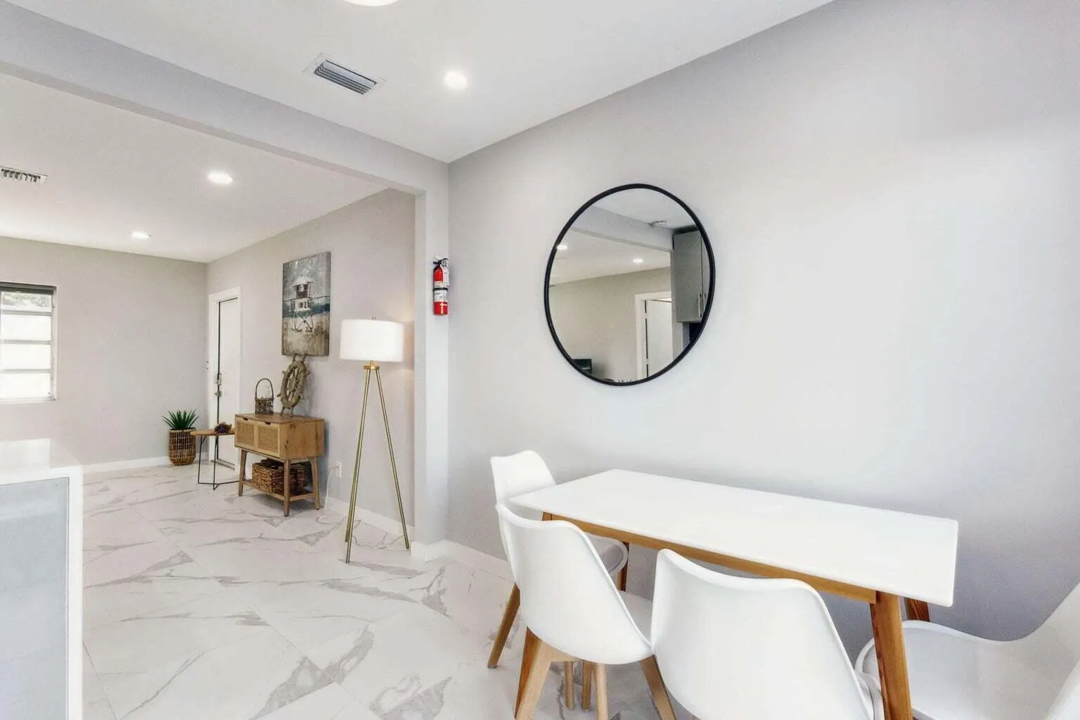 711 SE 2nd Street, #4