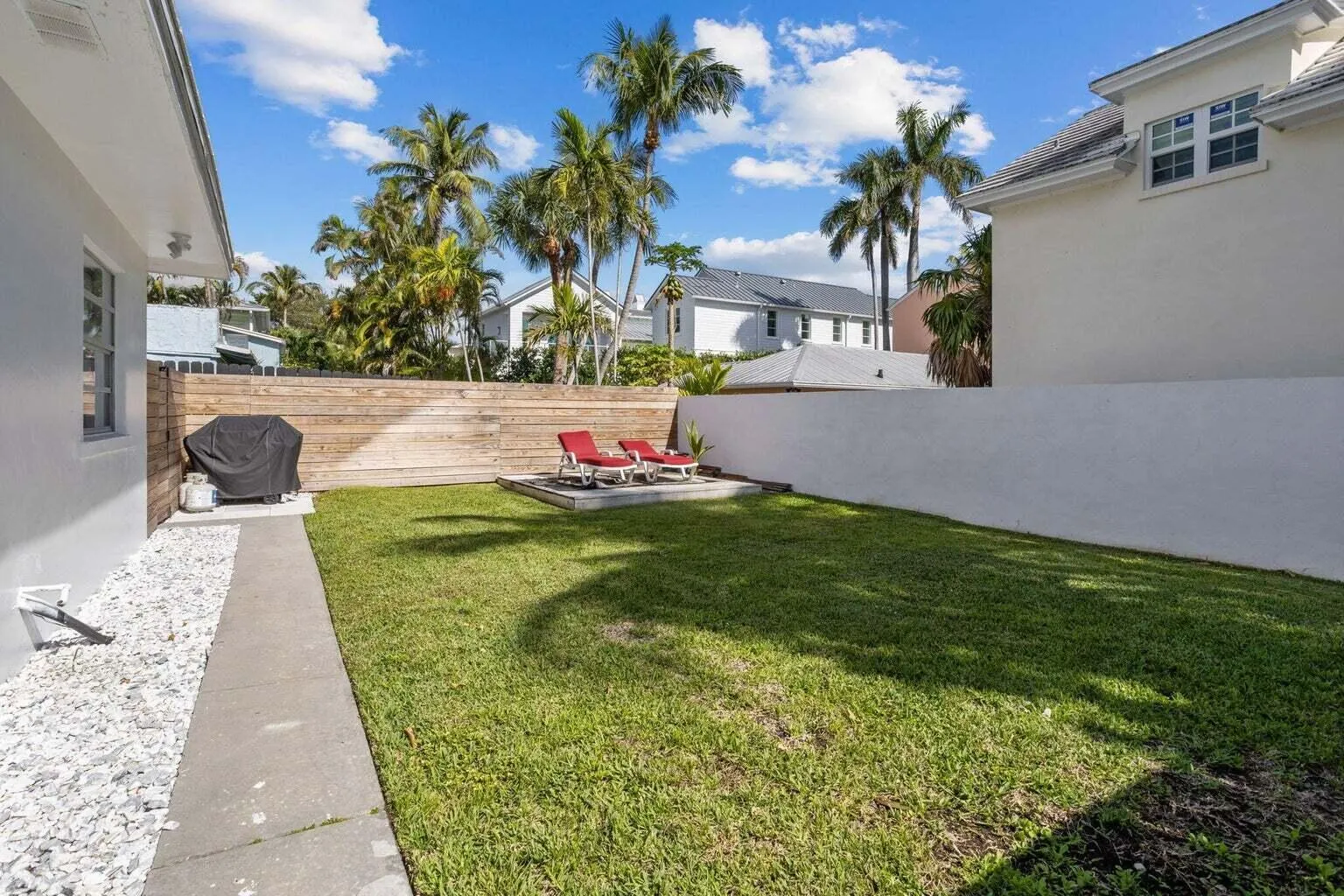 711 SE 2nd Street, #4