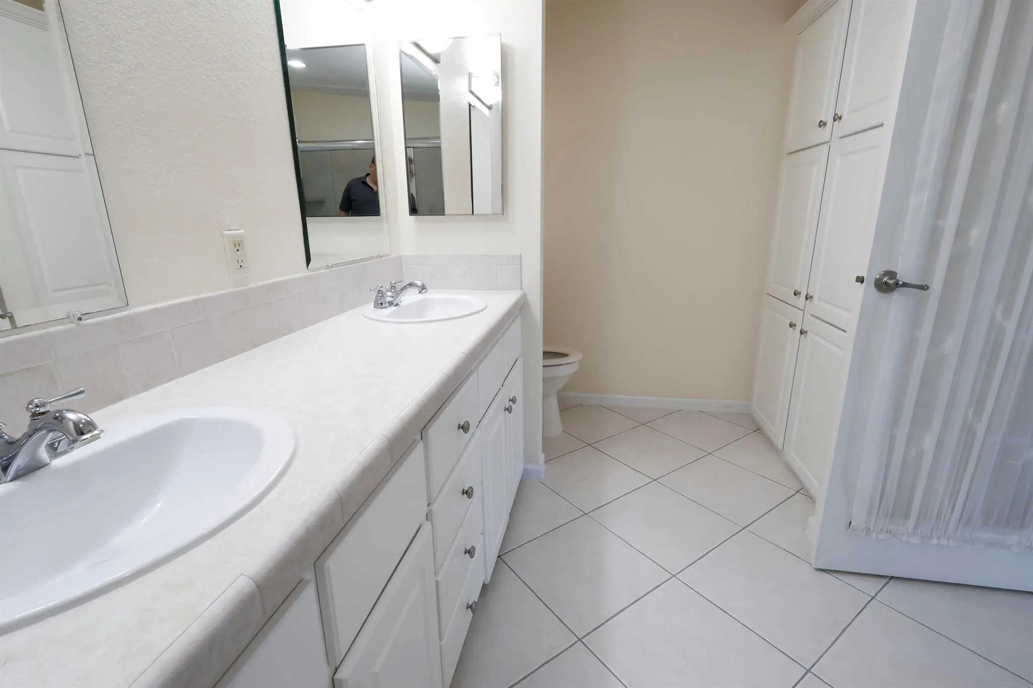 7654 Eastern Bluebird Drive