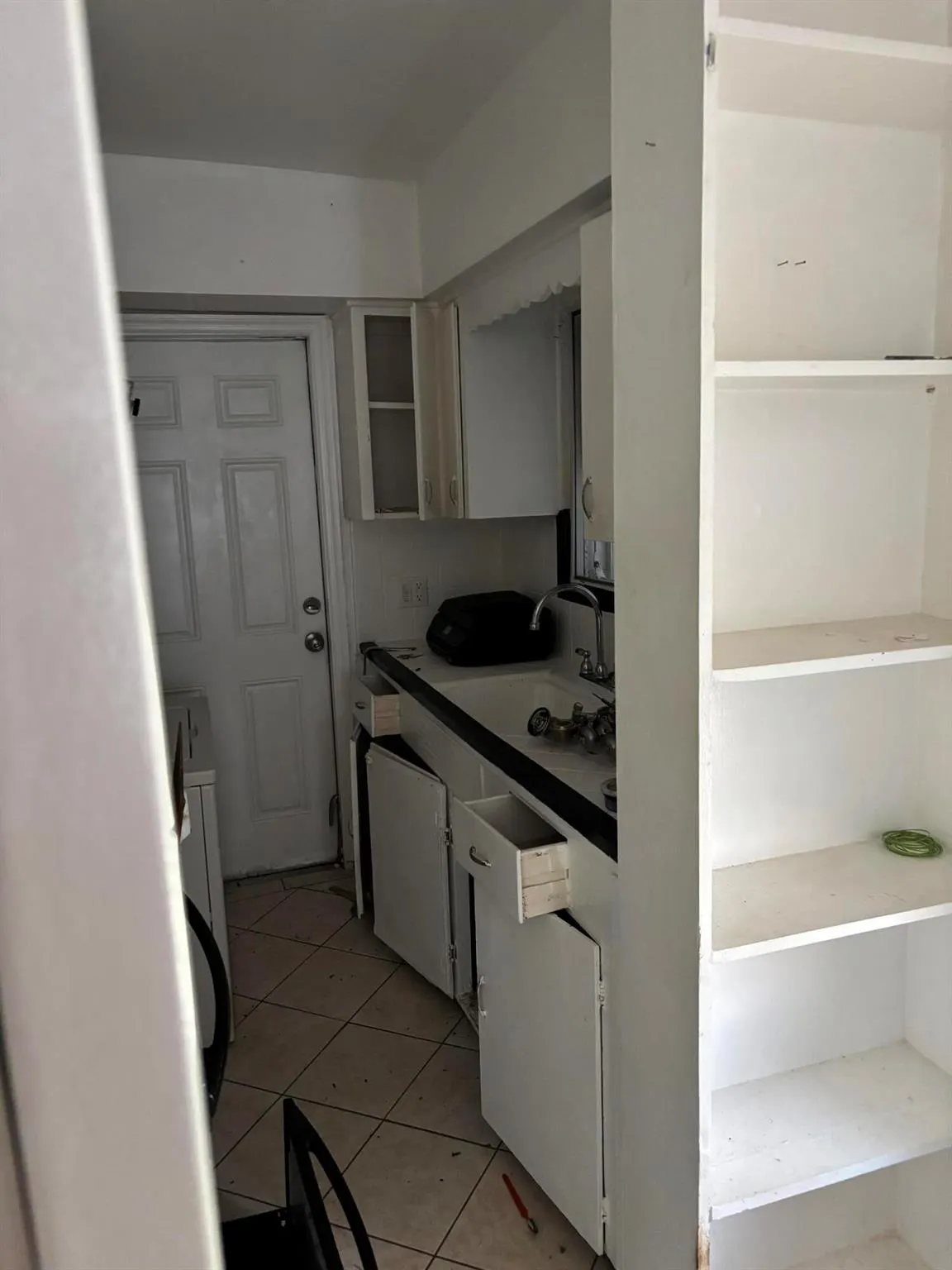 1025-1027 NE 16 Terrace