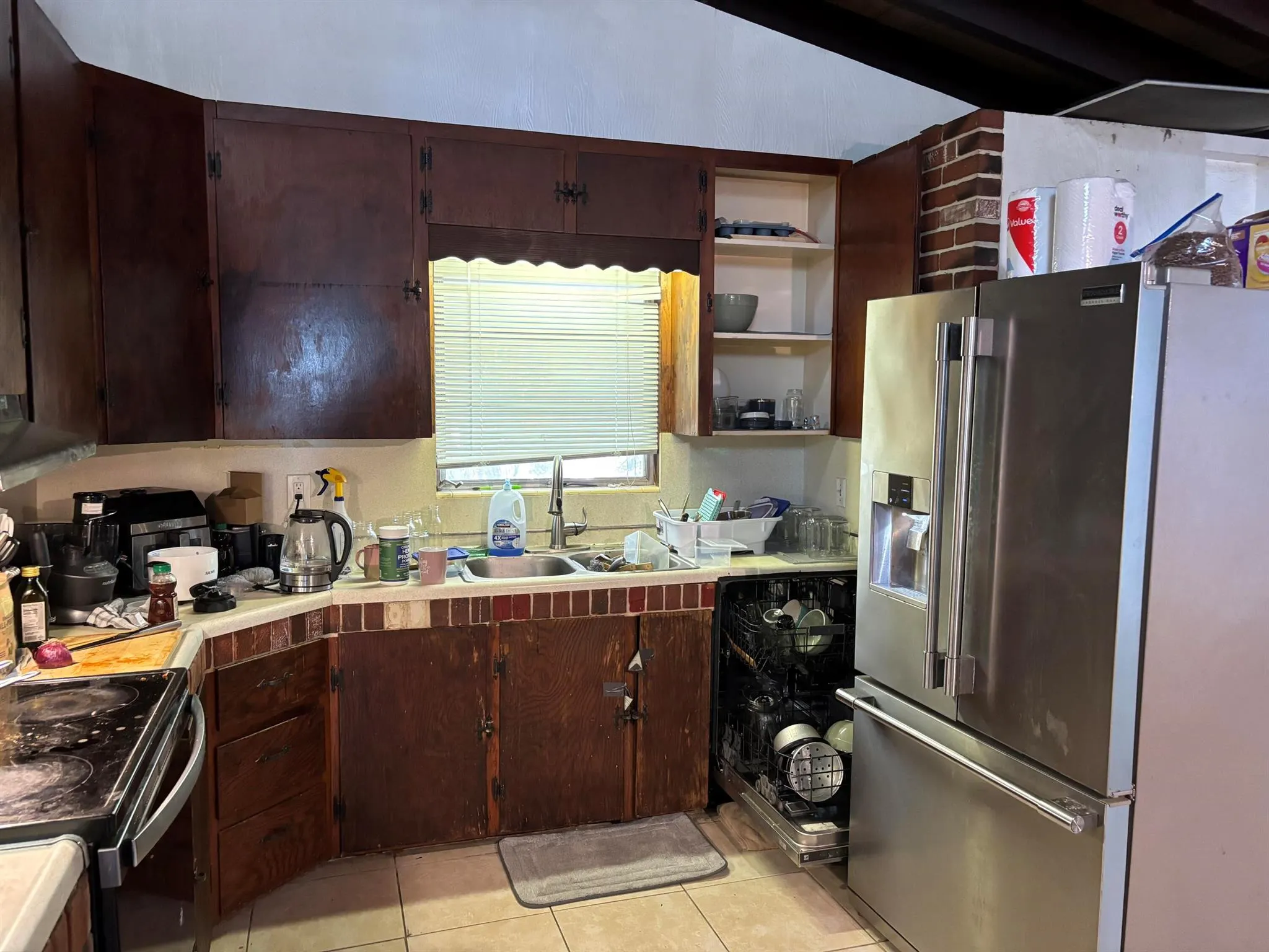 1025-1027 NE 16 Terrace