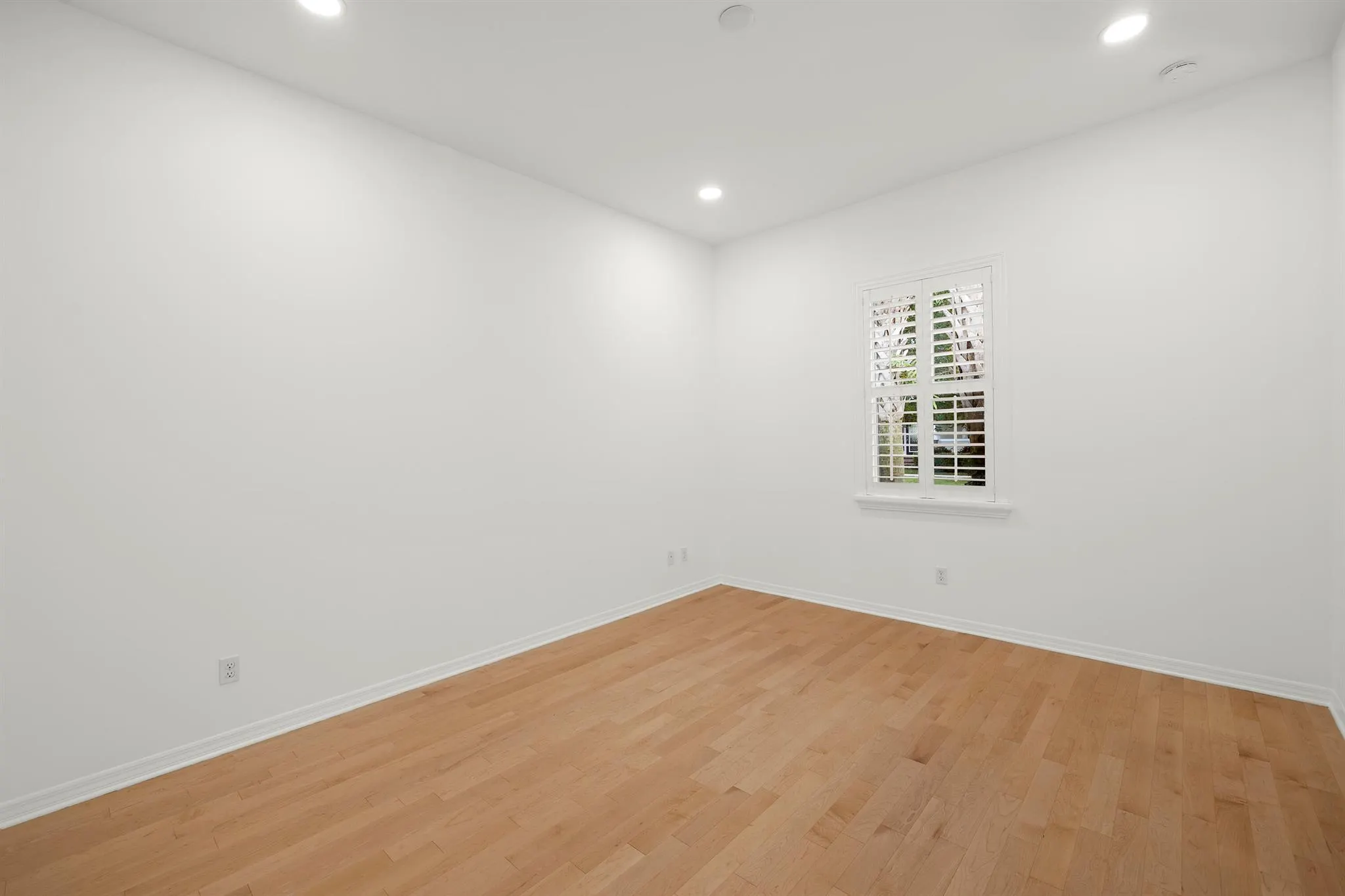 2700 Sunbury Drive
