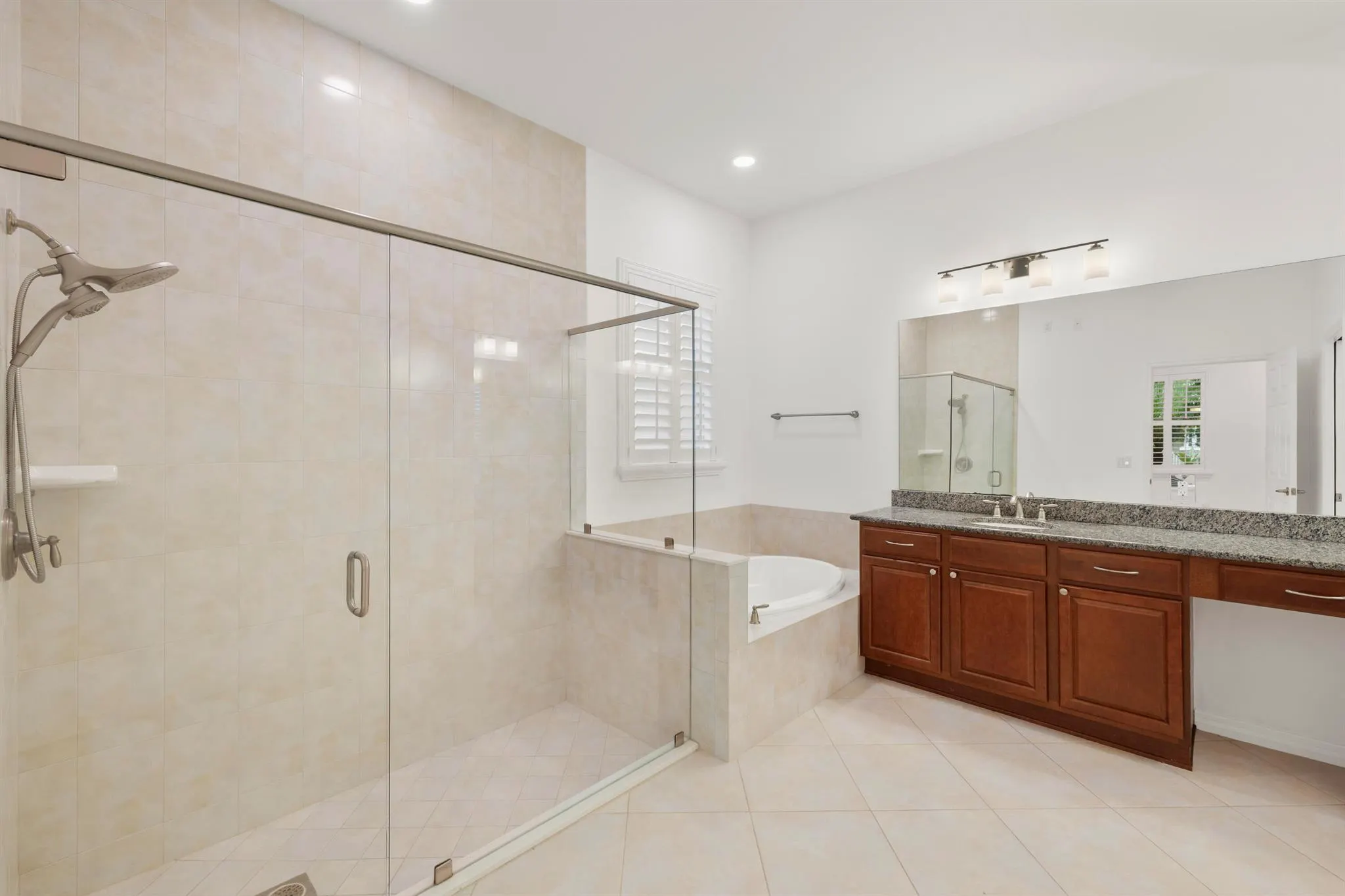 2700 Sunbury Drive