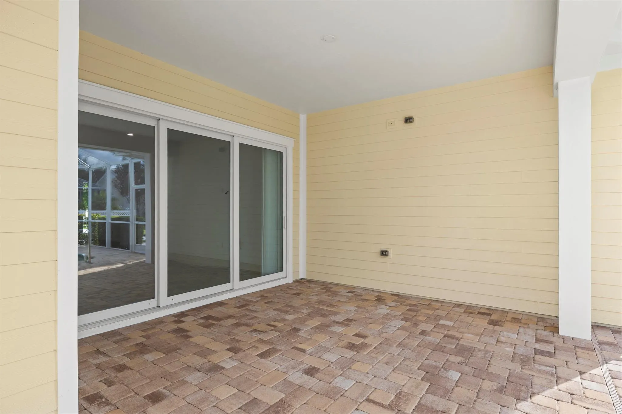 2700 Sunbury Drive