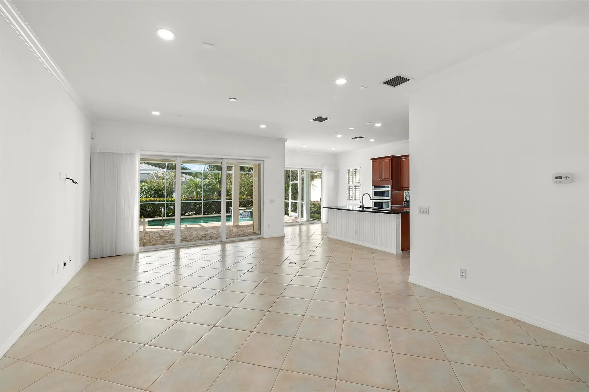 2700 Sunbury Drive