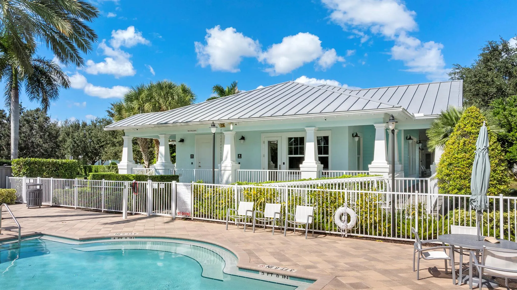 2700 Sunbury Drive