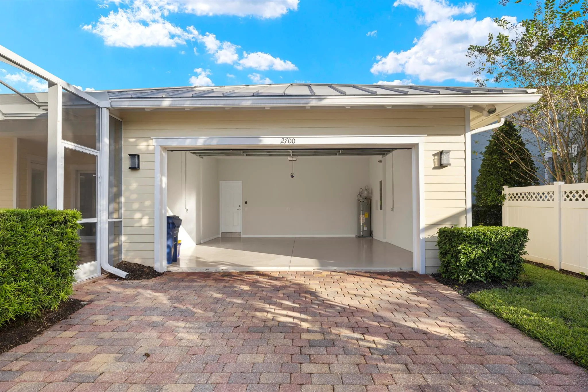 2700 Sunbury Drive