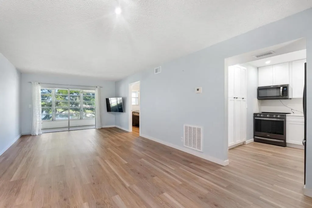 124 Lake Constance Drive