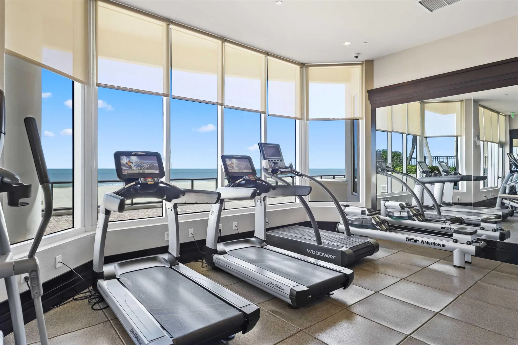 2700 N Ocean Drive, #1604a