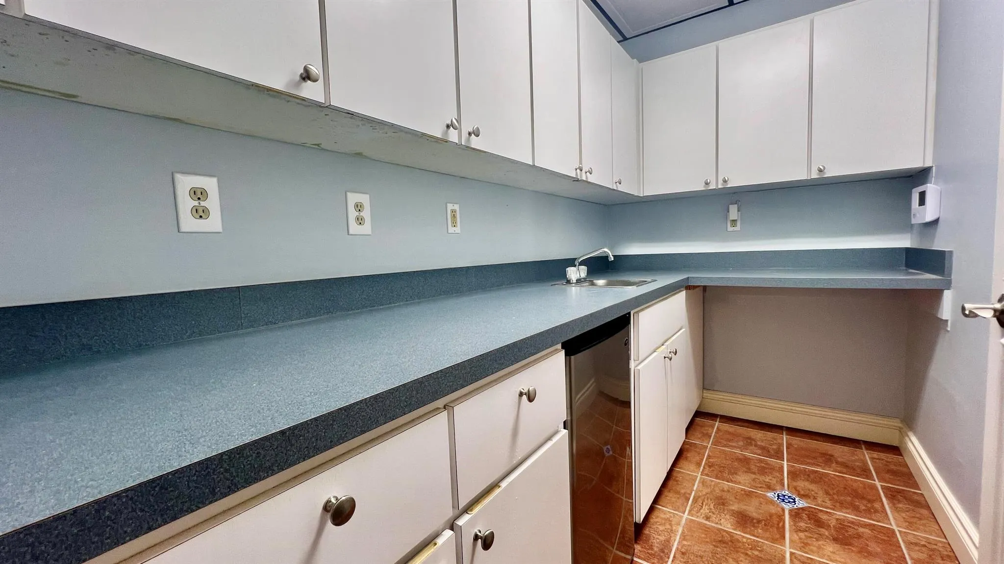 330 Clematis Street, #113