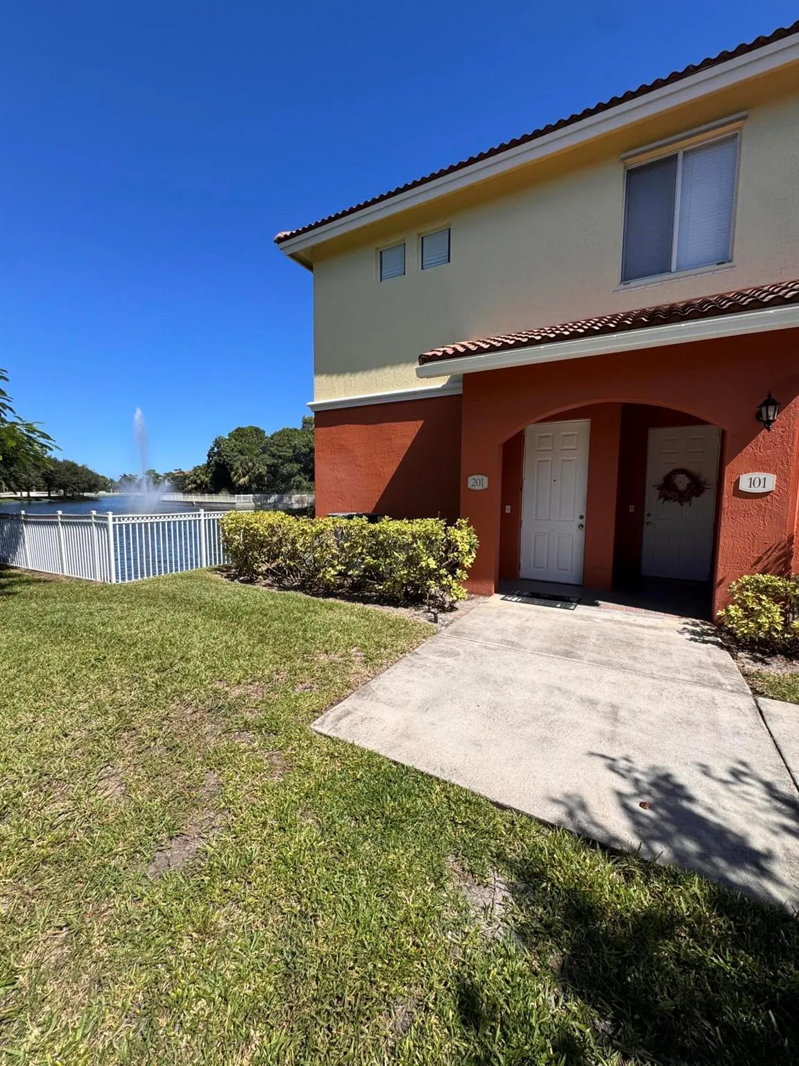 55 SE Palermo Court, #201