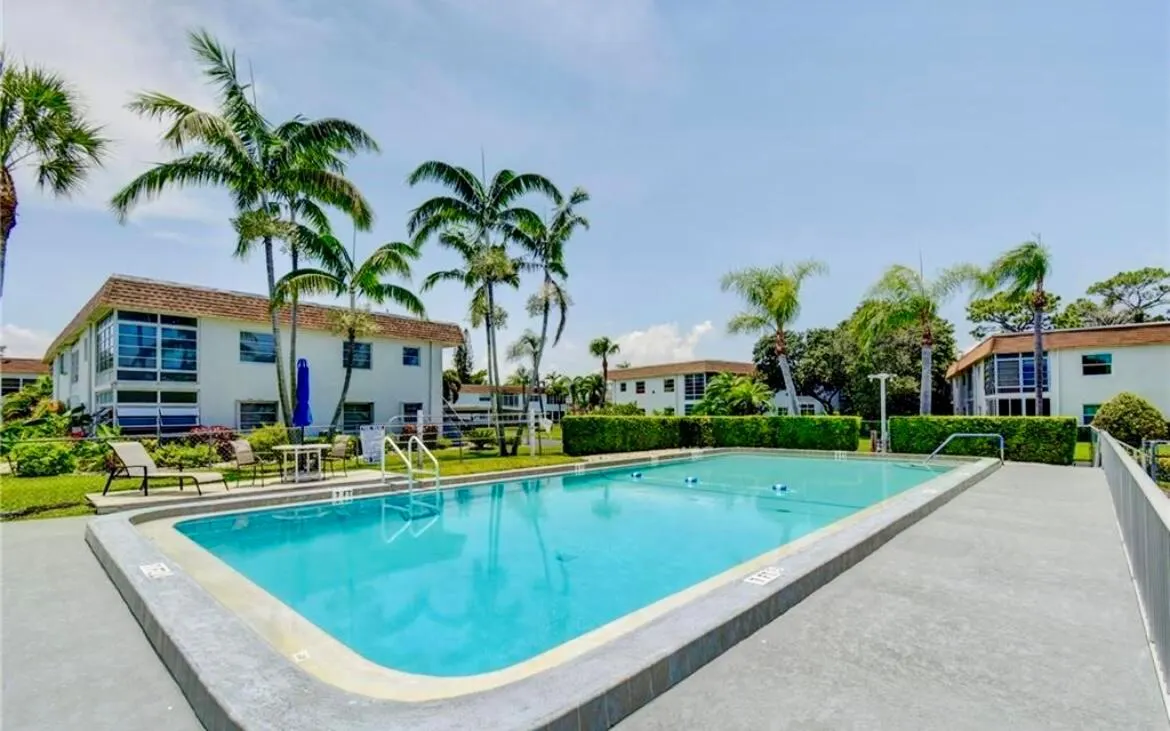 2950 SE Ocean Boulevard, #14-5