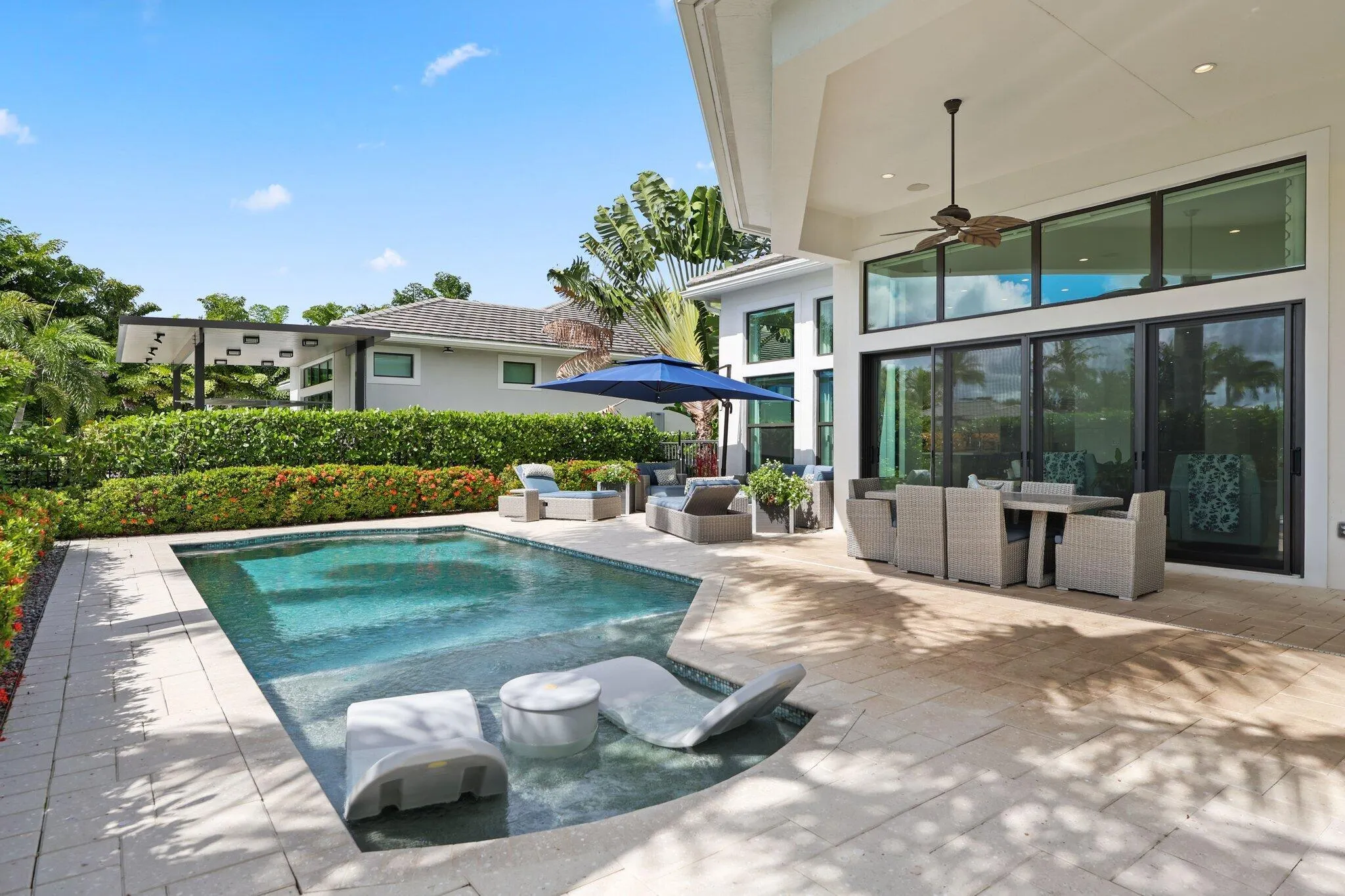 2530 NW 71st Street