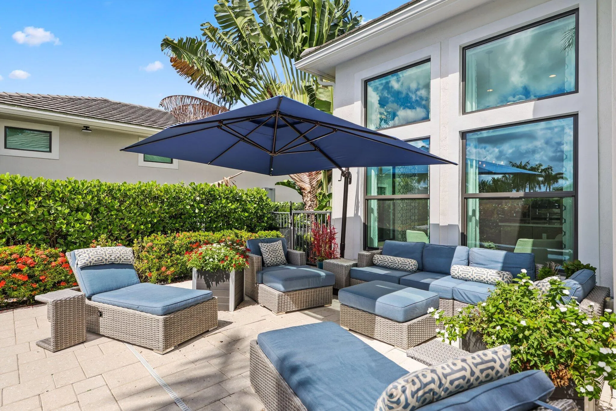2530 NW 71st Street