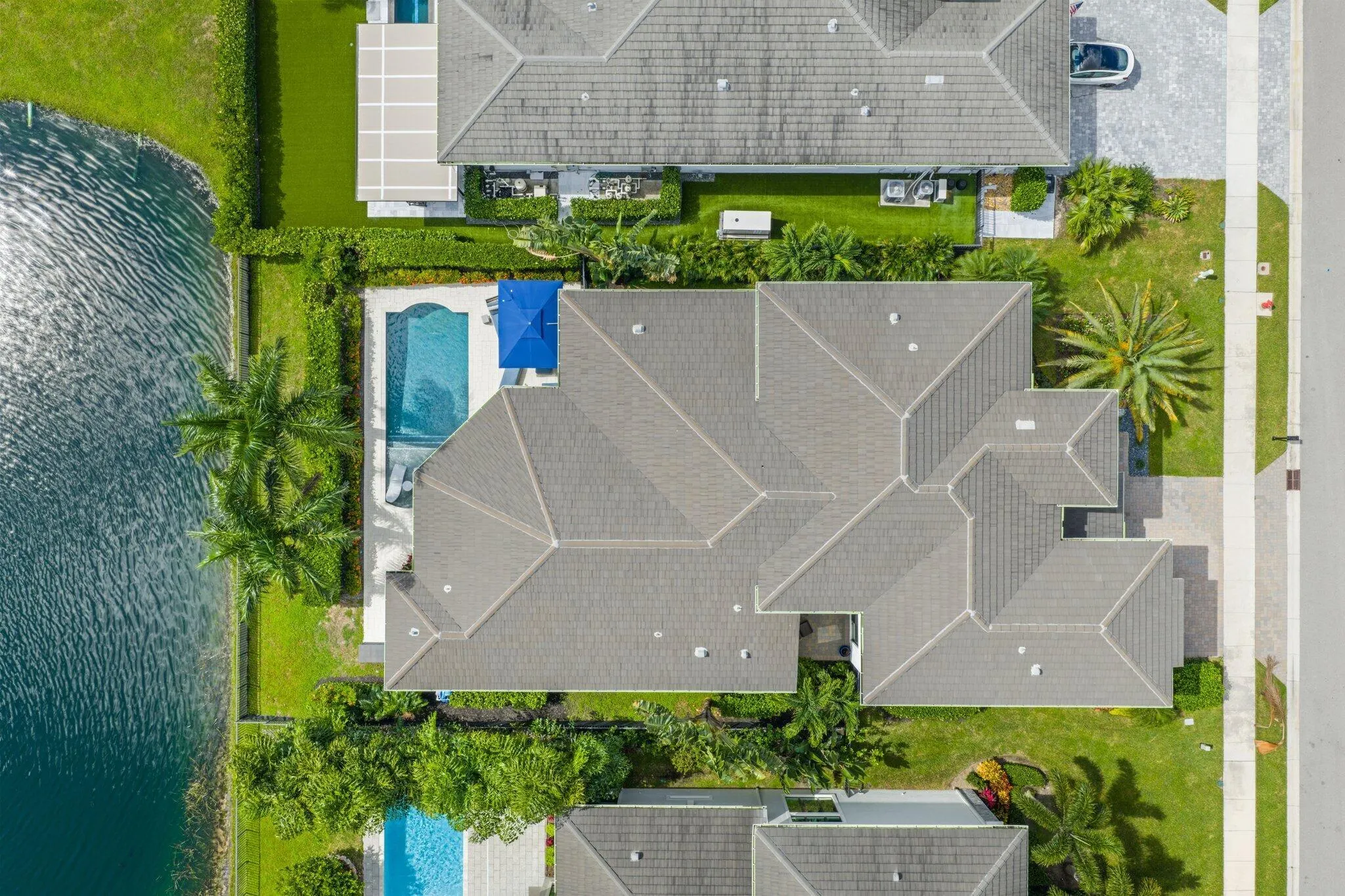 2530 NW 71st Street