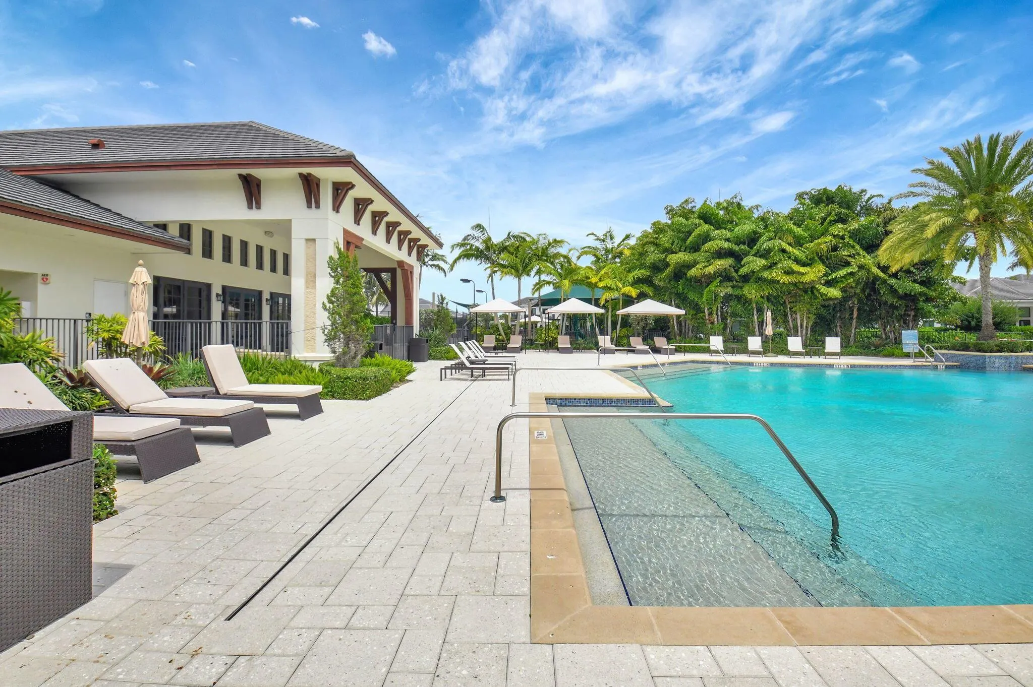 2530 NW 71st Street