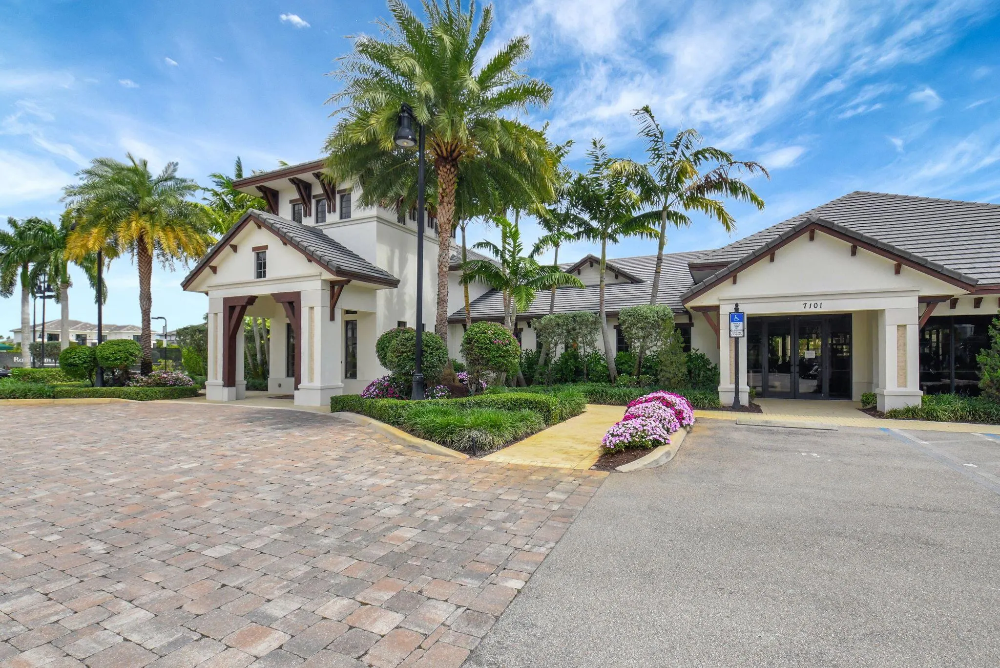 2530 NW 71st Street