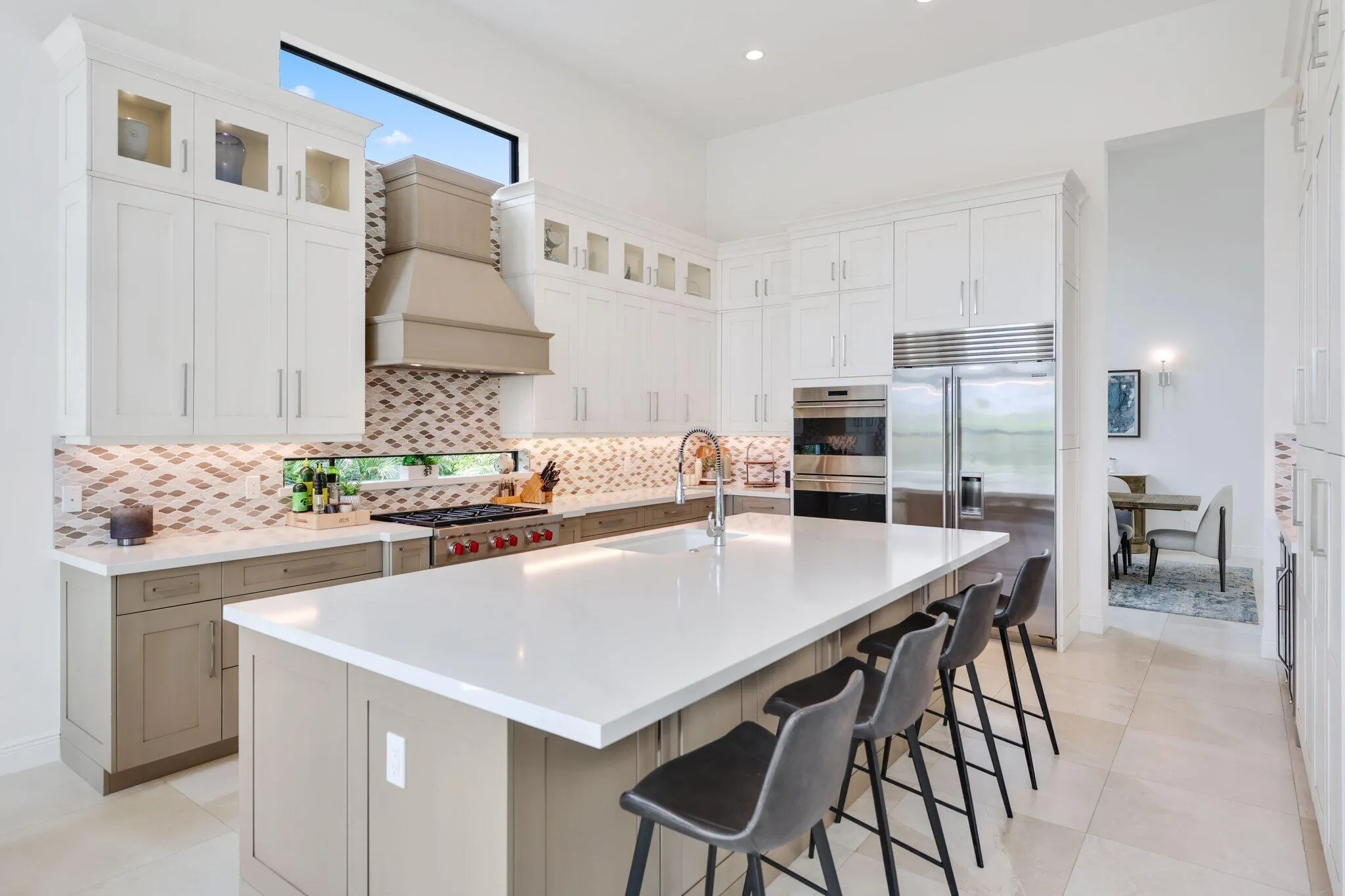 2530 NW 71st Street