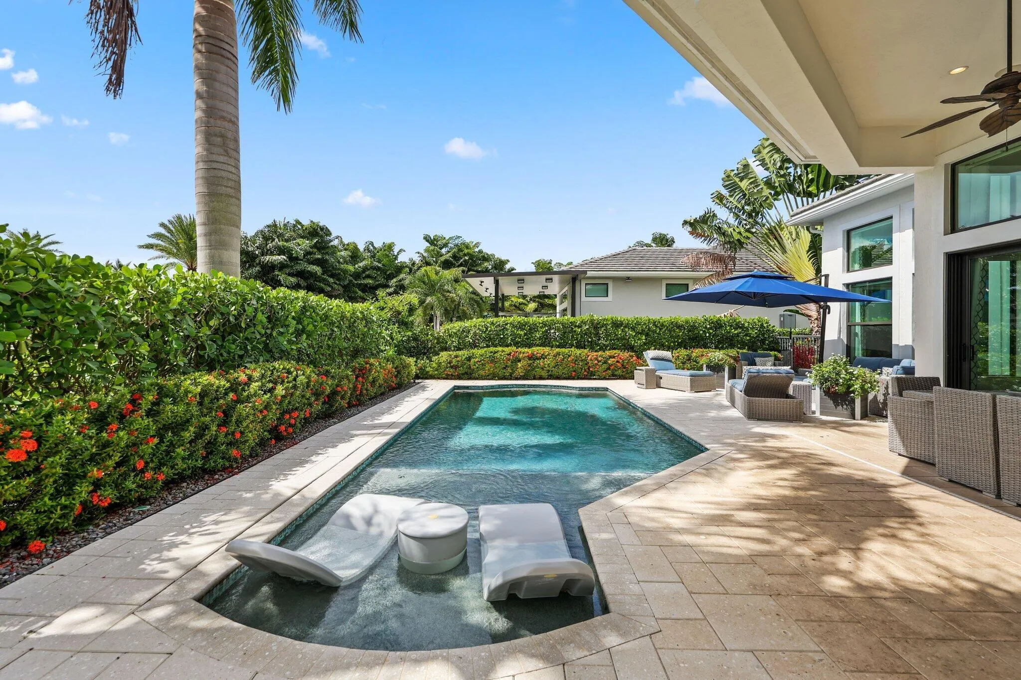 2530 NW 71st Street