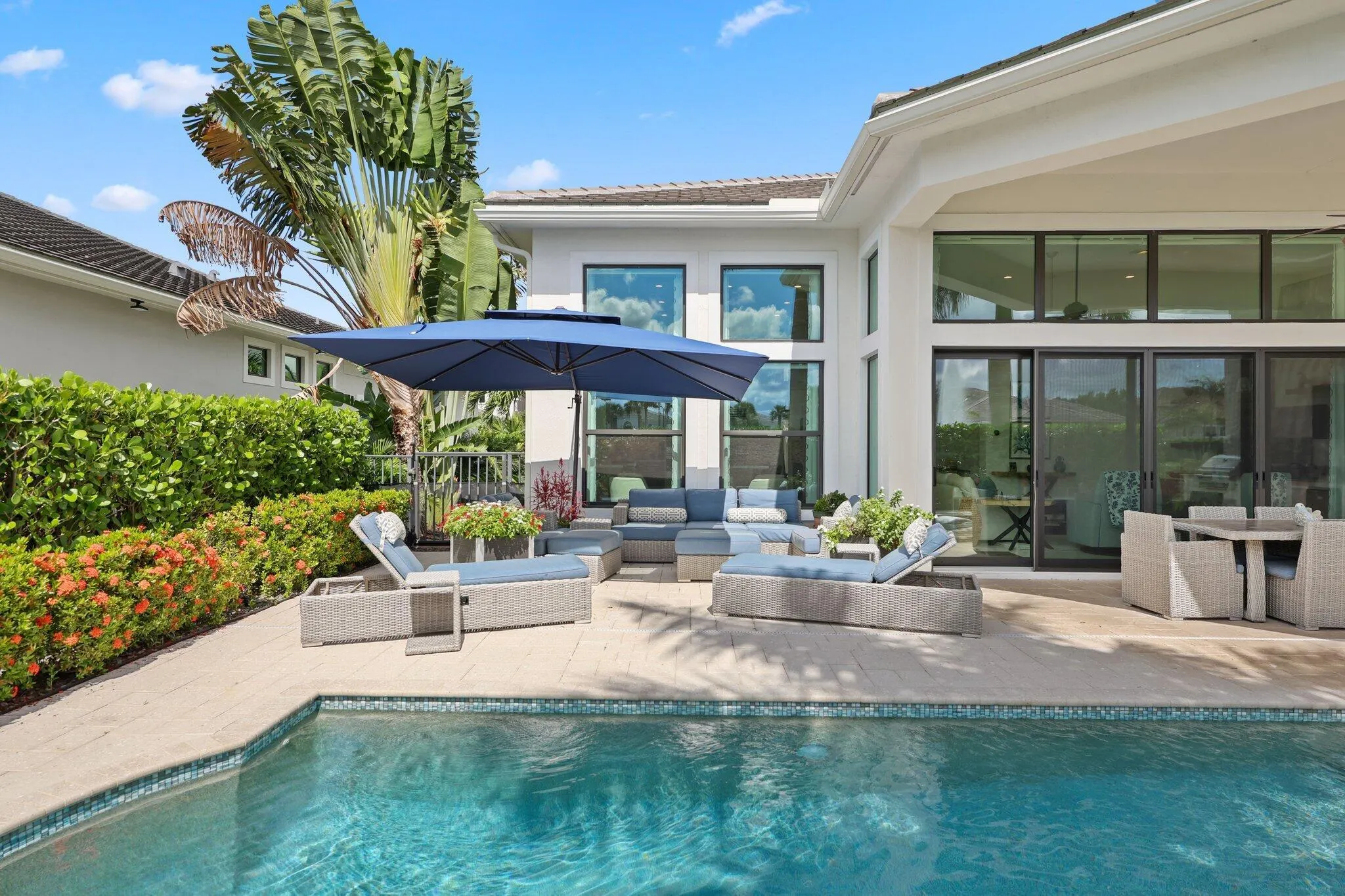 2530 NW 71st Street