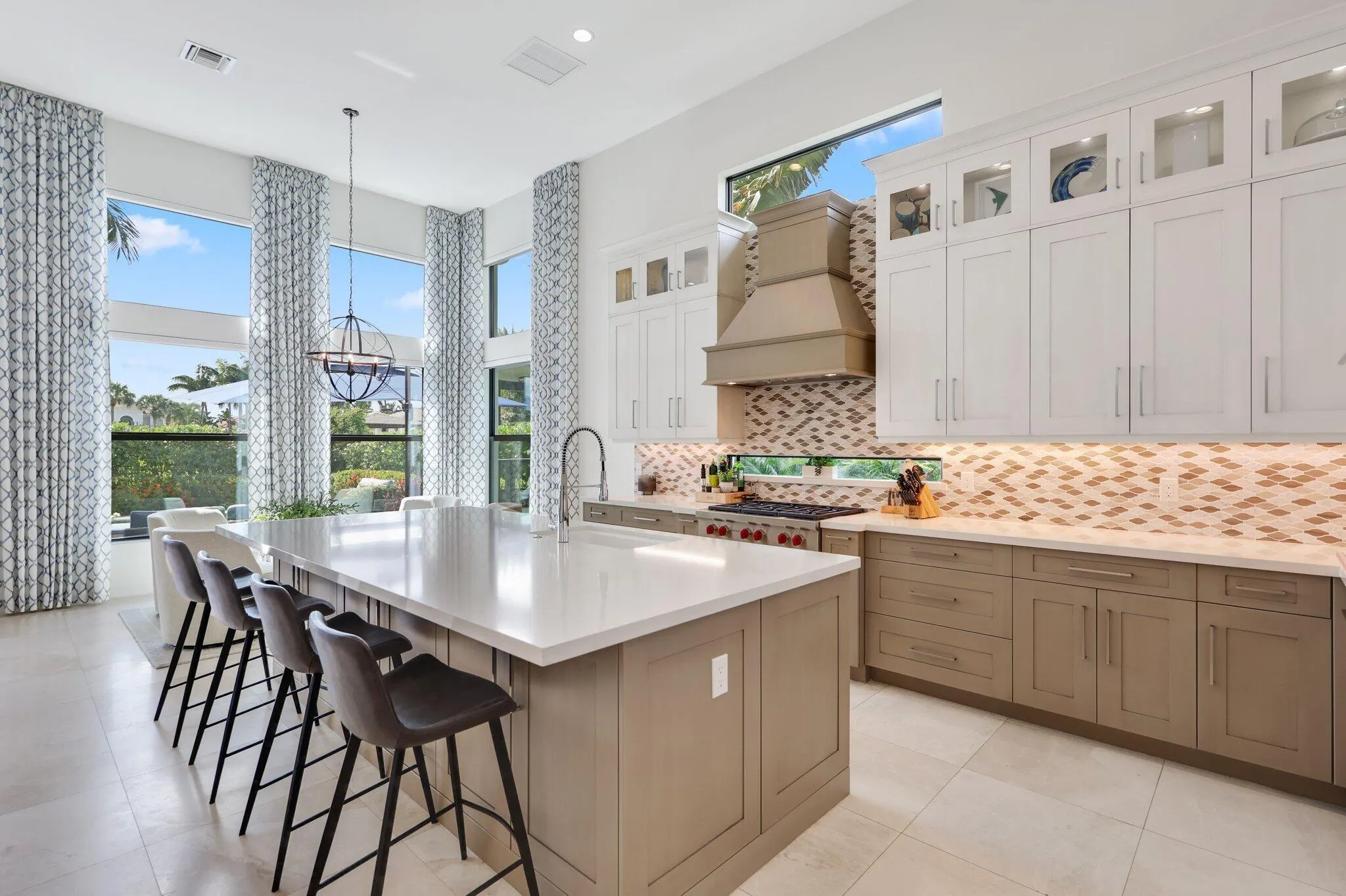 2530 NW 71st Street