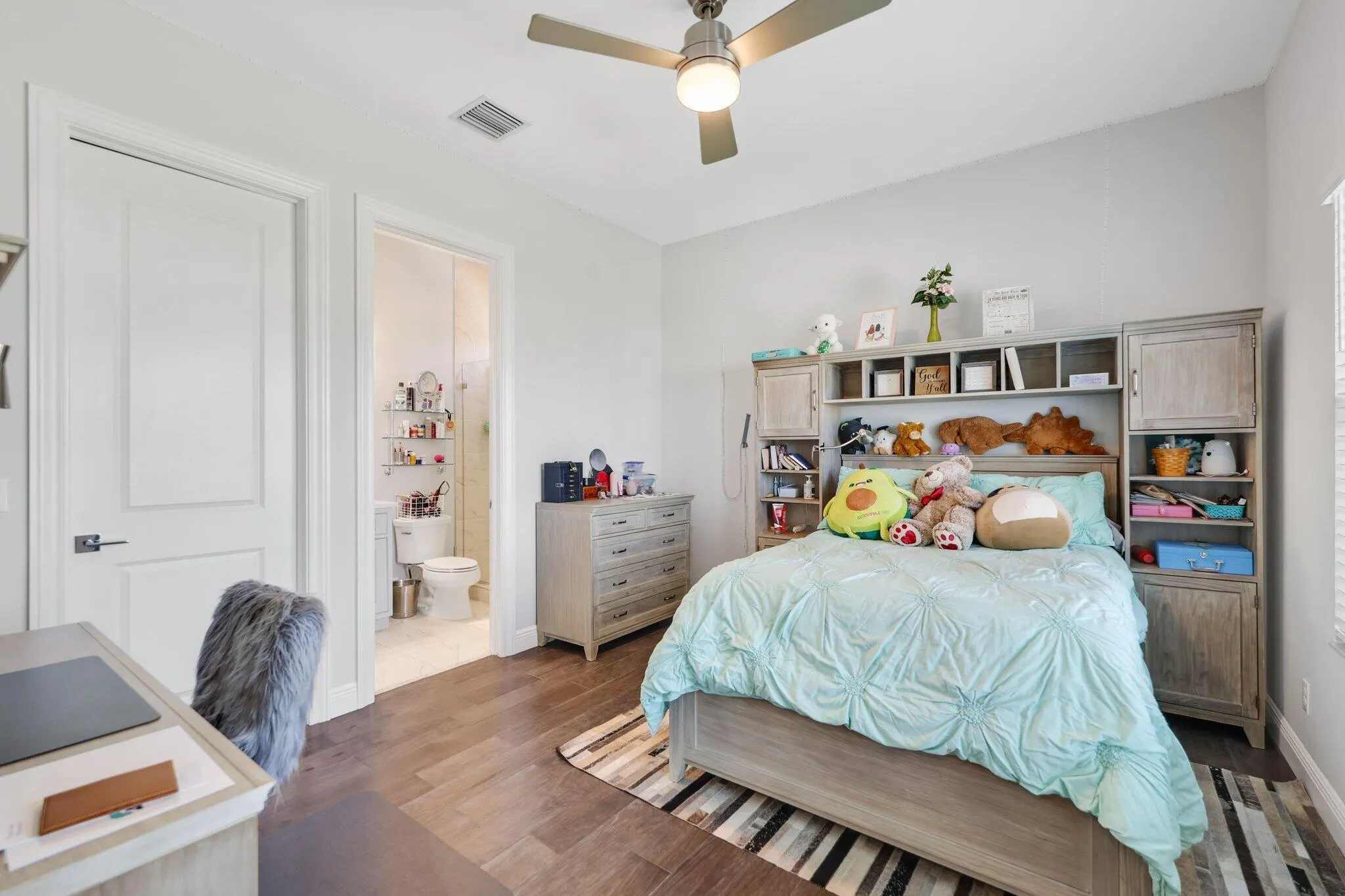 2530 NW 71st Street