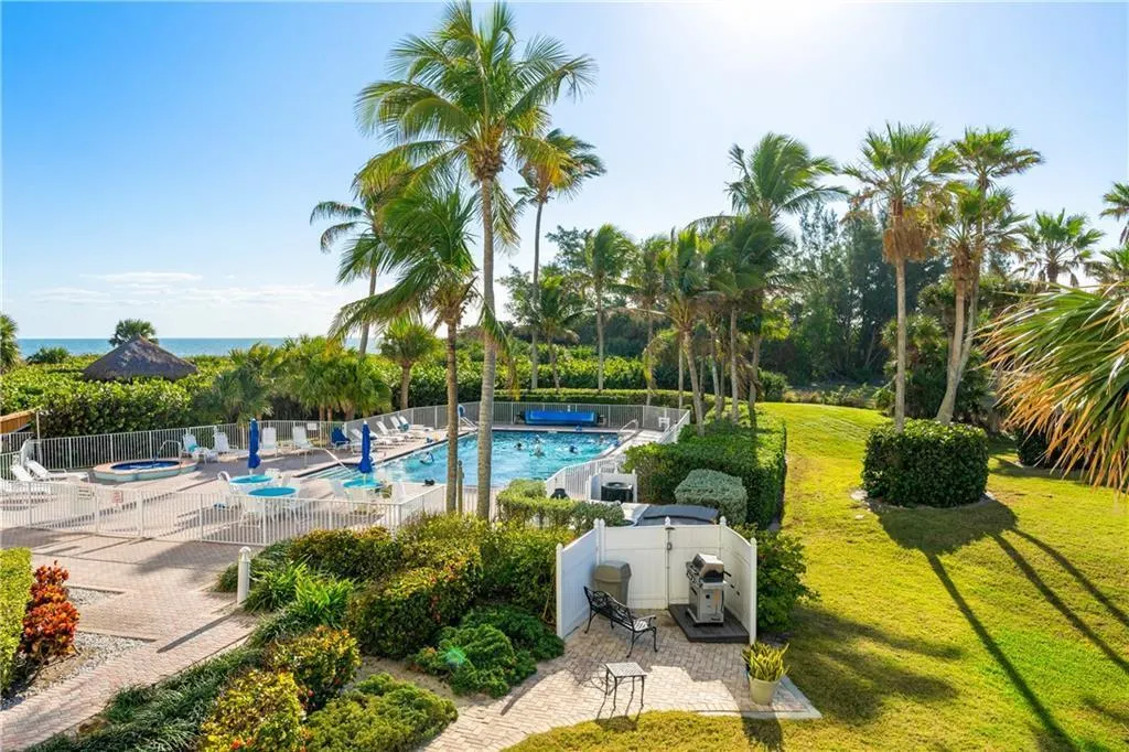 2700 N Highway A1a, #207