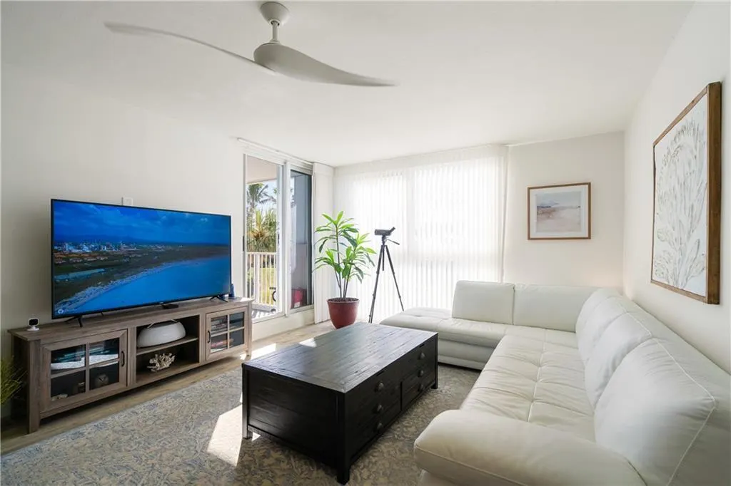 2700 N Highway A1a, #207