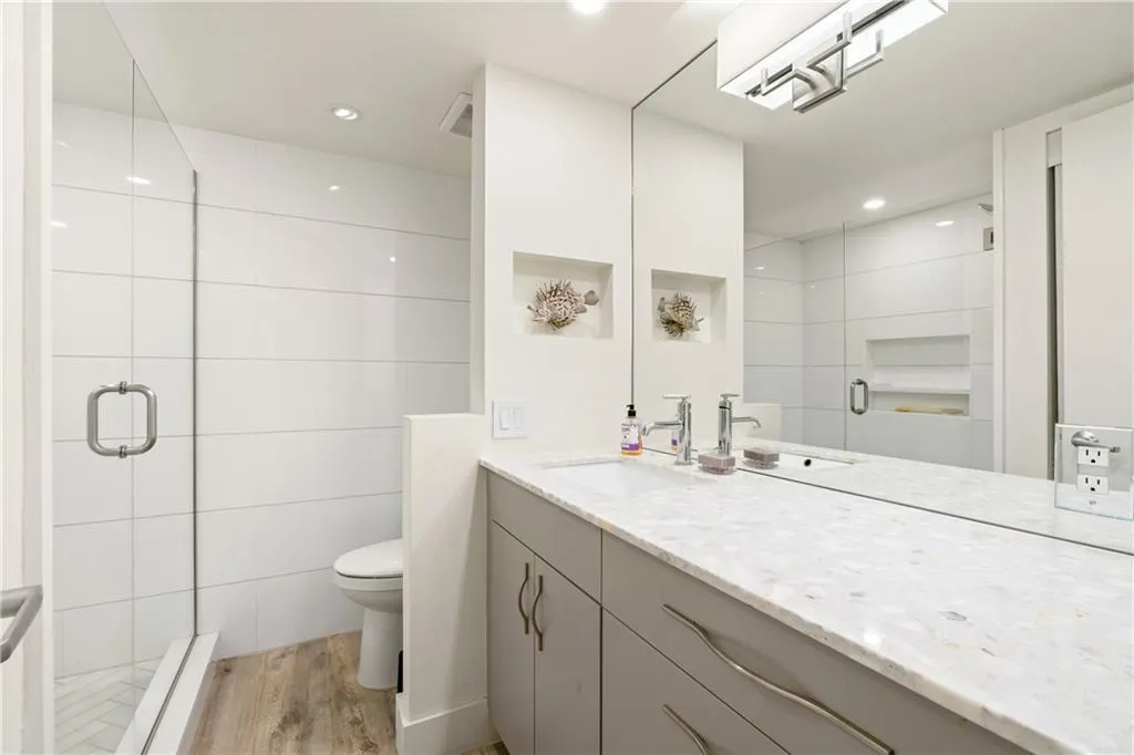 2700 N Highway A1a, #207
