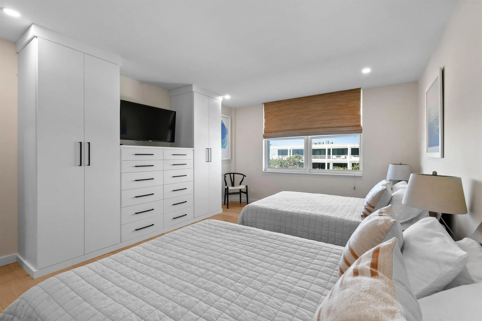 2295 S Ocean Boulevard, #424