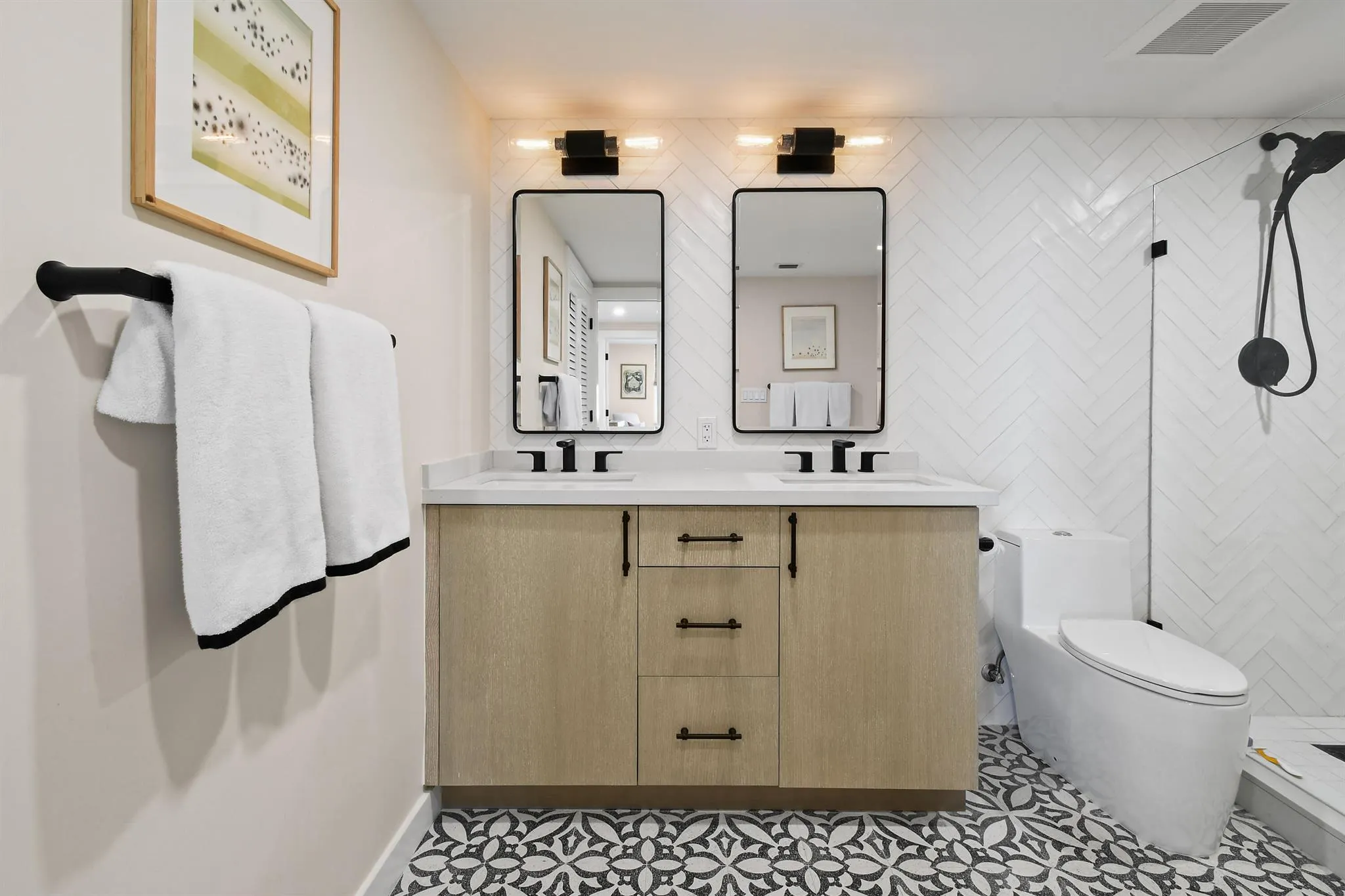 2295 S Ocean Boulevard, #424